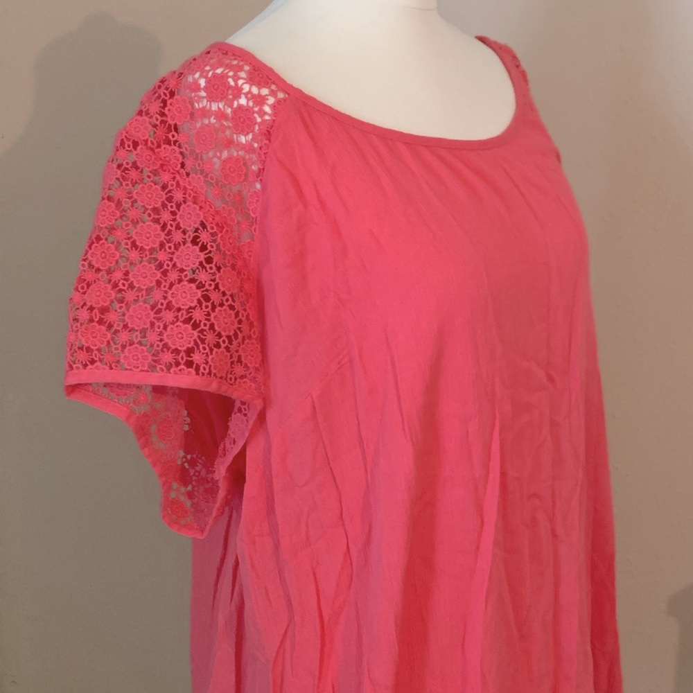 NWT Torrid Coral Crochet Gauze Blouse Size 3 3X